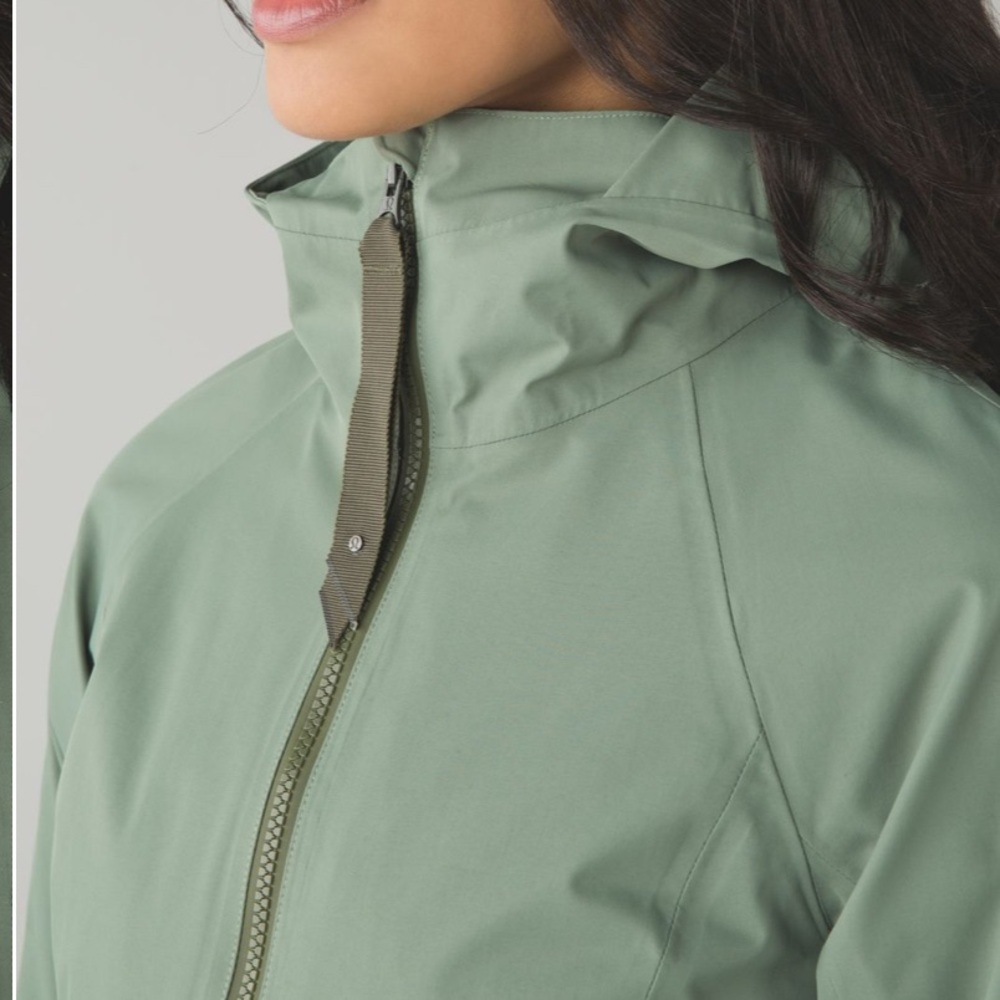 Lululemon Definitely Raining Jacket 6 - Picture 6 of 11